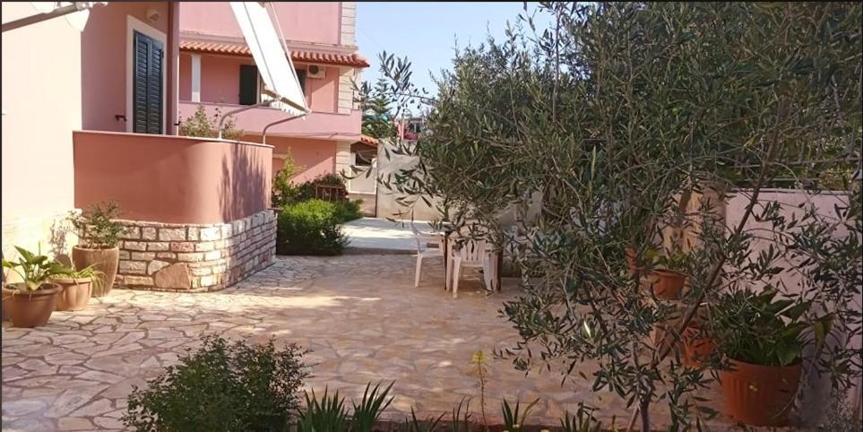 קסאמיל Victoria Apartments מראה חיצוני תמונה