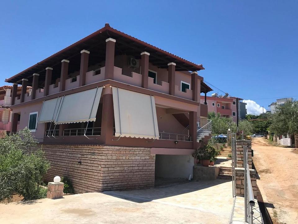 קסאמיל Victoria Apartments מראה חיצוני תמונה